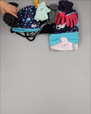 Фотография  328 - Шапки, шарфы, перчатки детские СТОК#3 кг, ЛОТ №2452 оптом в Пскове и Псковской области