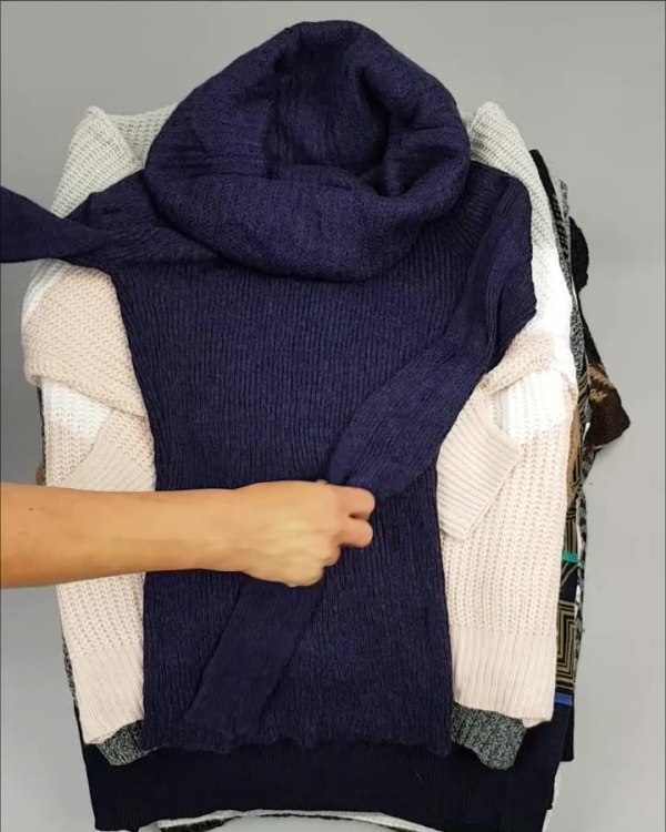 Фотография  750 - Джемпер муж+жен экстра#15 кг , Лот№2612 оптом в Пскове и Псковской области