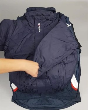 Фотография  648 - Куртки СПОРТ СТОК дети#10 кг , Лот№ 2641 оптом в Пскове и Псковской области