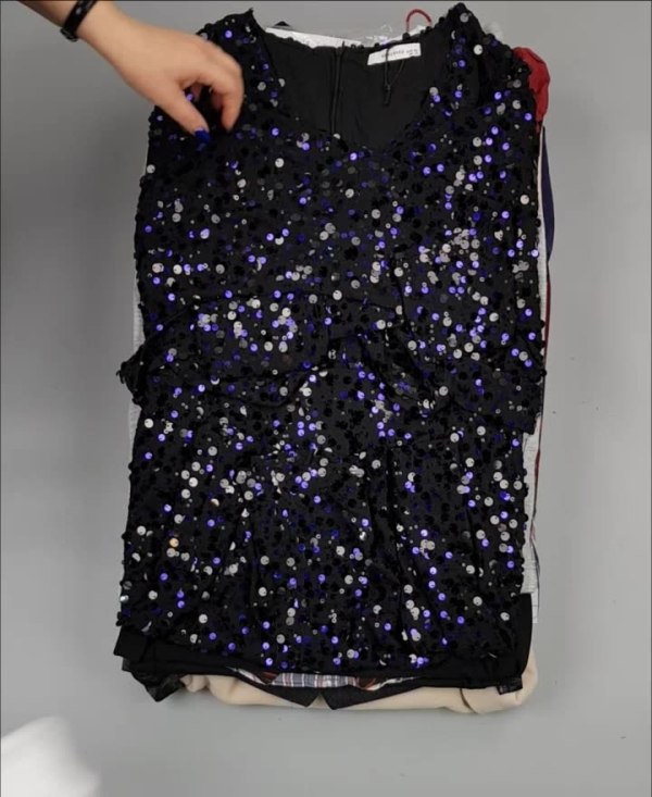 Фотография  194 - LPP Spring mix#20 кг, ЛОТ №3512 оптом в Пскове и Псковской области