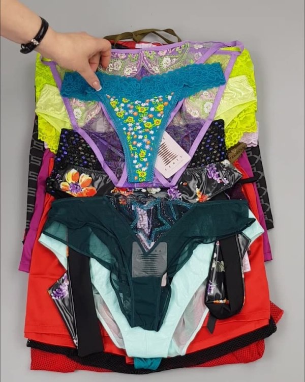 Фотография  621 - Нижнее белье Savage#50 шт, ЛОТ №4036 оптом в Пскове и Псковской области