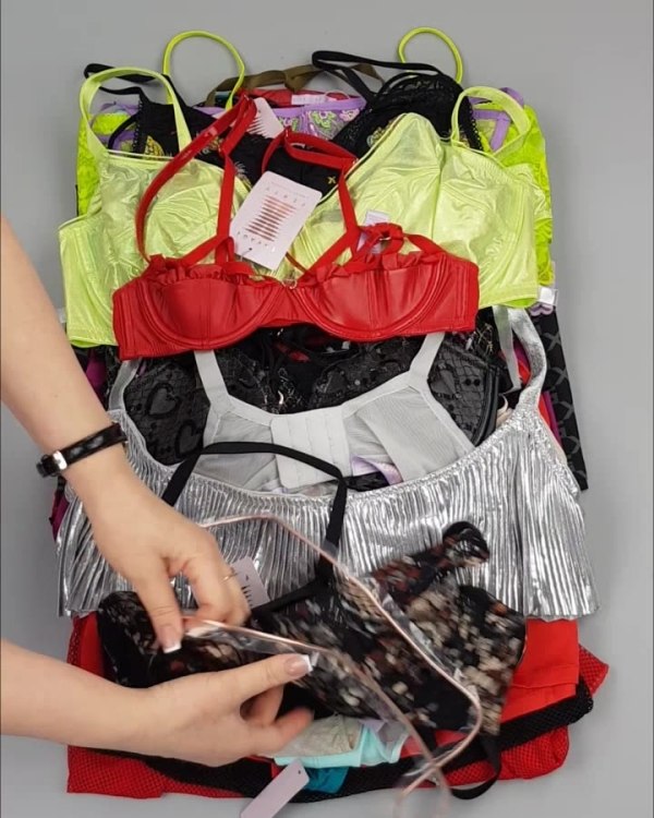 Фотография  529 - Нижнее белье Savage#50 шт, ЛОТ №4036 оптом в Пскове и Псковской области