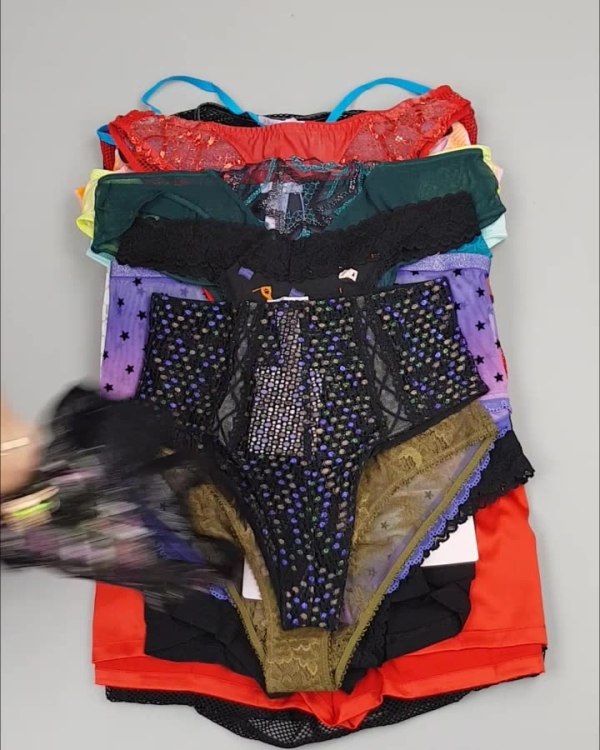 Фотография  939 - Нижнее белье Savage#50 шт, ЛОТ №4037 оптом в Пскове и Псковской области