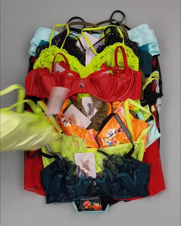 Фотография  716 - Нижнее белье Savage#57 шт, ЛОТ №4043 оптом в Пскове и Псковской области