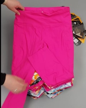 Фотография  663 - Легинсы AVIA (Ladies leggings)#8 кг, ЛОТ №4046 оптом в Пскове и Псковской области