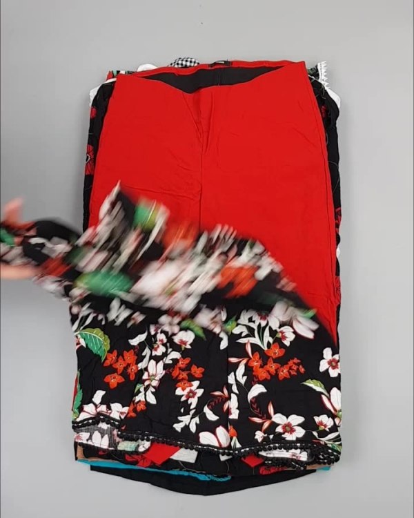 Фотография  887 - CALZEDONIA лето mix#50 шт, ЛОТ №4073 оптом в Пскове и Псковской области