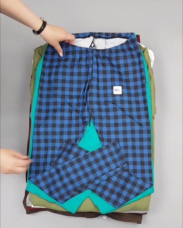 Фотография  133 - CIRCUS mix #11,8 кг, ЛОТ №4284 оптом в Пскове и Псковской области