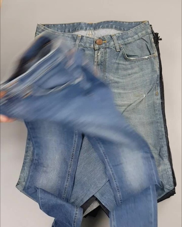 Фотография  228 - Джинсы Италия#20 шт, ЛОТ №4304 оптом в Пскове и Псковской области