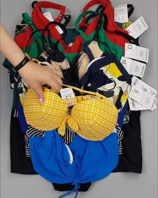 Фотография  433 - Купальники Chantelle#30 шт, ЛОТ №4410 оптом в Пскове и Псковской области