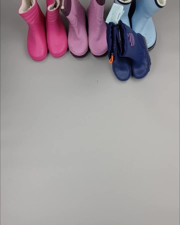 Фотография  908 - Обувь ALDI дети лето#10 кг, ЛОТ №4455 оптом в Пскове и Псковской области