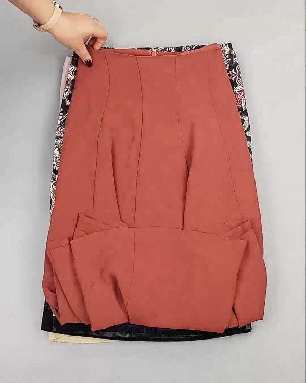 Фотография  445 - Юбки Корея#20 шт, ЛОТ №5062 оптом в Пскове и Псковской области