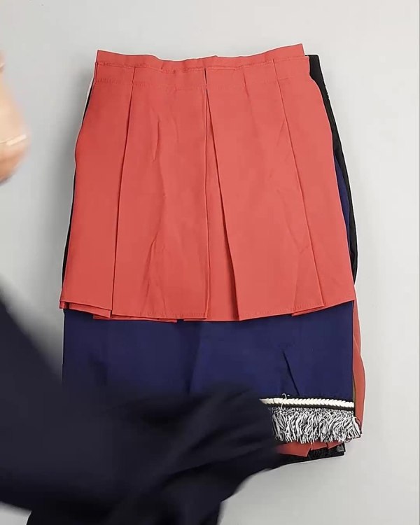 Фотография  606 - Юбки Корея#20 шт, ЛОТ №5062 оптом в Пскове и Псковской области