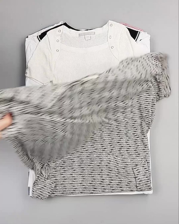 Фотография  822 - Футболки Корея#20 шт, ЛОТ №5068 оптом в Пскове и Псковской области