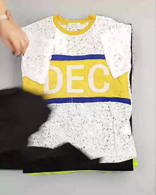 Фотография  348 - Футболки Корея#20 шт, ЛОТ №5068 оптом в Пскове и Псковской области