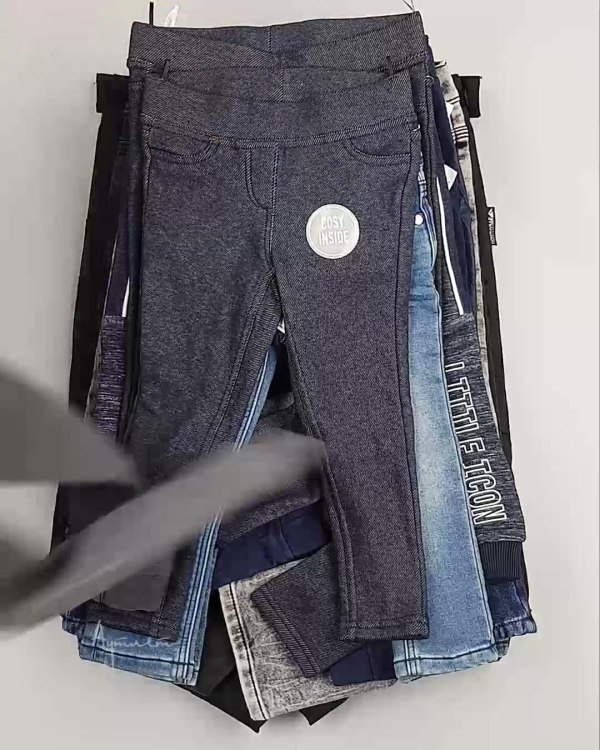 Фотография  505 - Брюки, джинсы дети C&A #5 кг, ЛОТ №5461 оптом в Пскове и Псковской области