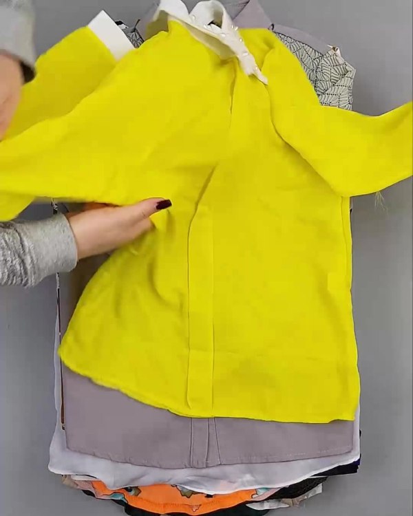 Фотография  610 - Блузки Корея#20 шт, ЛОТ №5622 оптом в Пскове и Псковской области