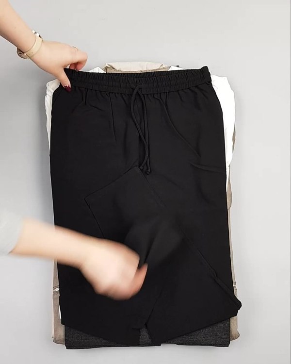 Фотография  396 - DK, Bestseller + Summer mix#15 кг, ЛОТ №5626 оптом в Пскове и Псковской области