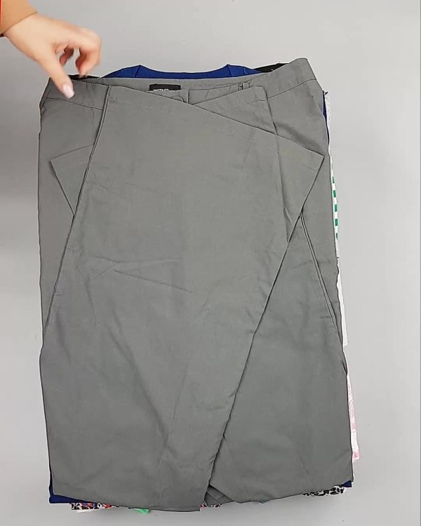 Фотография  823 - Англия СТОК лето#15 кг, ЛОТ №6002 оптом в Пскове и Псковской области