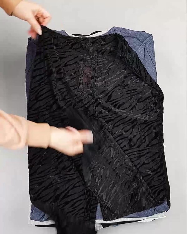 Фотография  931 - Англия СТОК лето#15 кг, ЛОТ №6003 оптом в Пскове и Псковской области