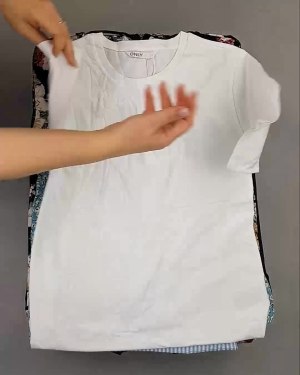 Фотография  781 - BESTSELLER WOMEN Summer mix#15 кг, ЛОТ №6017 оптом в Пскове и Псковской области