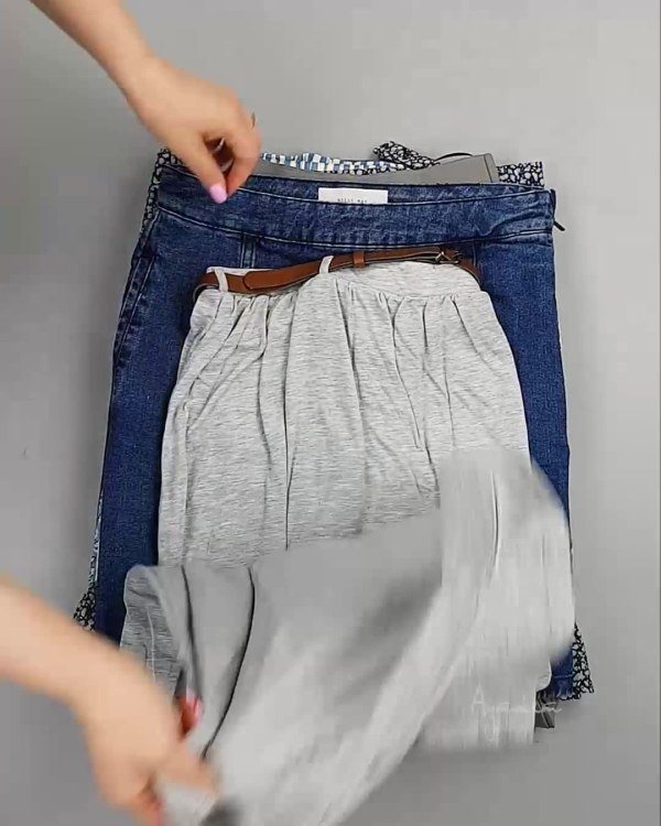 Фотография  460 - Юбки Bestseller 44#5 кг, ЛОТ №6123 оптом в Пскове и Псковской области