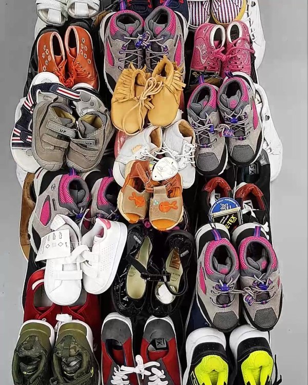 Фотография  398 - Обувь СТОК дети лето#15,4 кг, ЛОТ №6192 оптом в Пскове и Псковской области