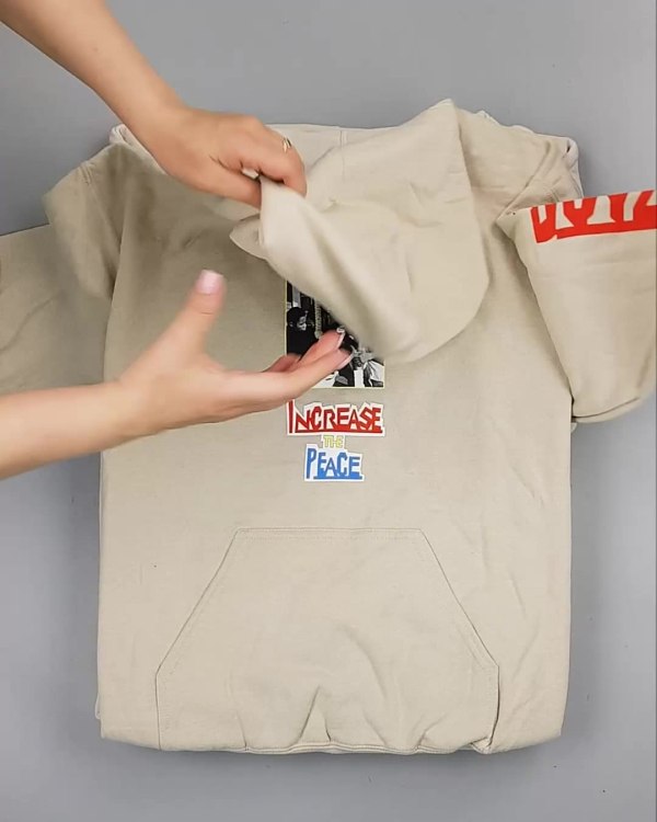 Фотография  179 - Толстовки СТОК CAN#15 кг, ЛОТ №6268 оптом в Пскове и Псковской области