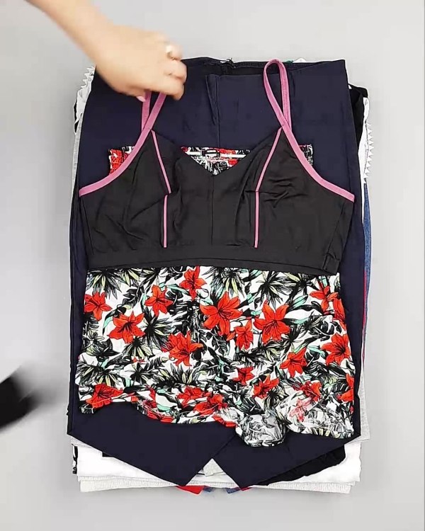 Фотография  656 - CALZEDONIA лето mix#50 шт, ЛОТ №6366 оптом в Пскове и Псковской области