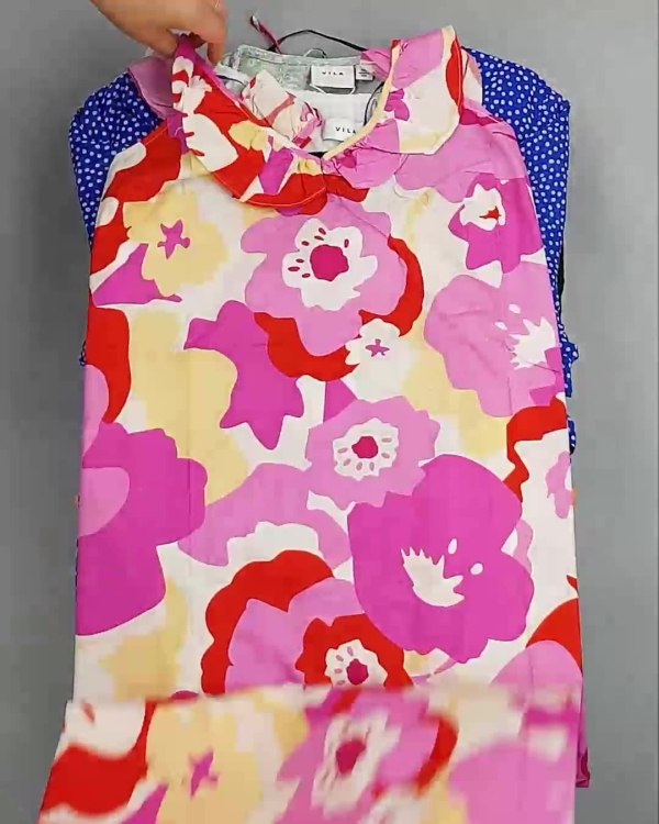 Фотография  991 - Платья Bestseller 44#5 кг, ЛОТ №6538 оптом в Пскове и Псковской области