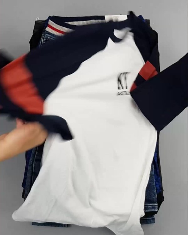 Фотография  910 - C&A BABY Kids Winter #7 кг, ЛОТ №6615 оптом в Пскове и Псковской области