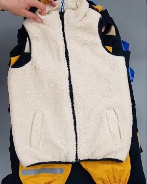 Фотография  249 - Верхняя одежда TCM kids 074#7 кг, ЛОТ №6681 оптом в Пскове и Псковской области