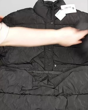 Фотография  753 - Верхняя одежда Англия СТОК #10 кг, ЛОТ №6729 оптом в Пскове и Псковской области