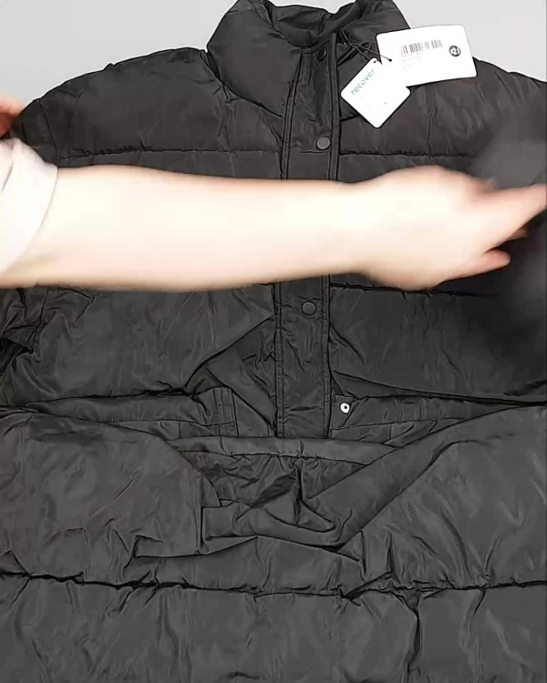 Фотография  367 - Верхняя одежда Англия СТОК #10 кг, ЛОТ №6729 оптом в Пскове и Псковской области