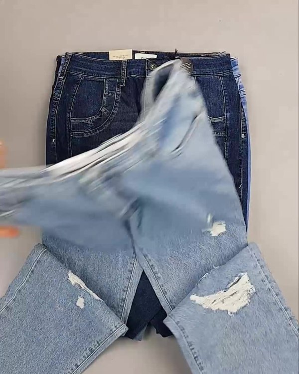 Фотография  460 - Джинсы женские Дания#10 кг, ЛОТ №6762 оптом в Пскове и Псковской области