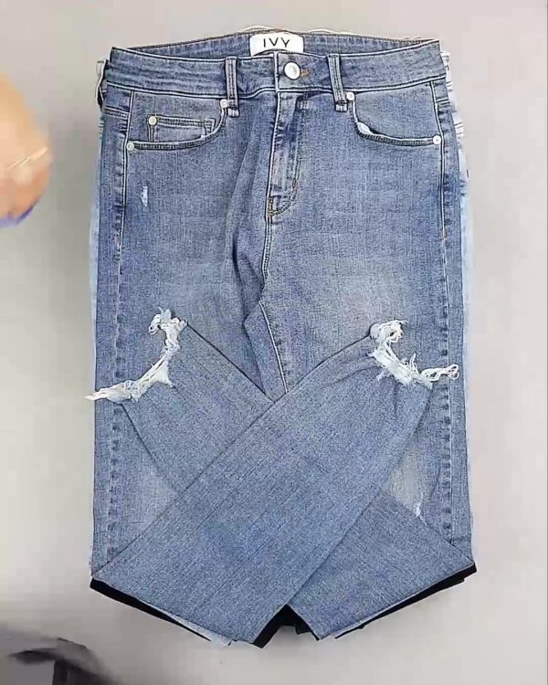 Фотография  730 - Джинсы женские Дания#10 кг, ЛОТ №6764 оптом в Пскове и Псковской области