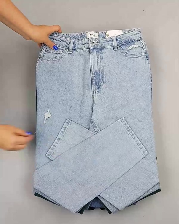 Фотография  944 - Джинсы женские Дания#10 кг, ЛОТ №6765 оптом в Пскове и Псковской области