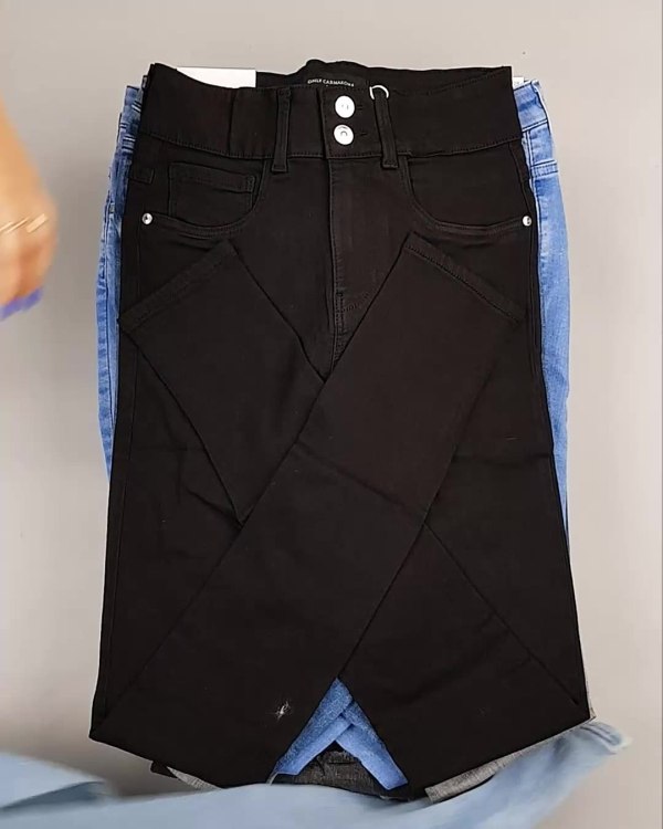 Фотография  919 - Джинсы женские Дания#10 кг, ЛОТ №6765 оптом в Пскове и Псковской области