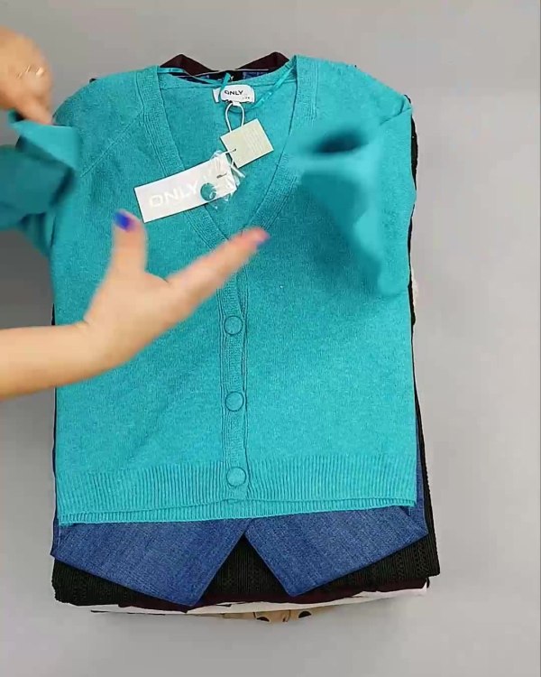 Фотография  889 - ONLY+Vero Moda Winter Mix 064#15 кг, ЛОТ №6844 оптом в Пскове и Псковской области