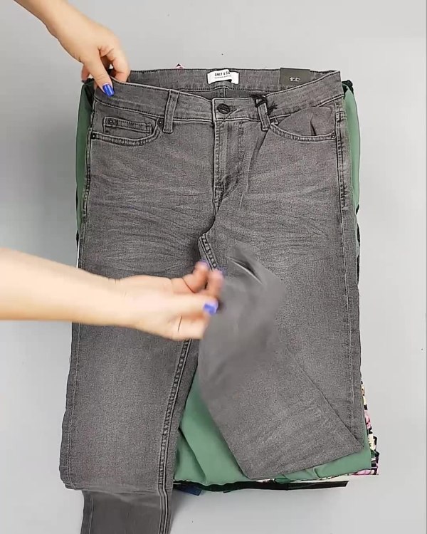 Фотография  437 - DK+Bestseller Winter mix 064#15 кг, ЛОТ №6895 оптом в Пскове и Псковской области