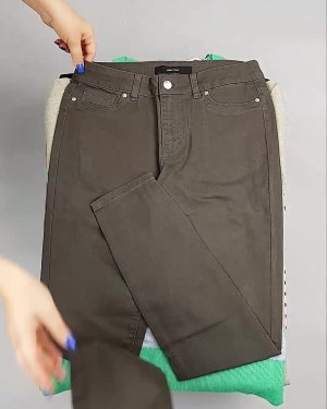 Фотография  209 - DK+Bestseller Winter mix 064#15 кг, ЛОТ №6898 оптом в Пскове и Псковской области