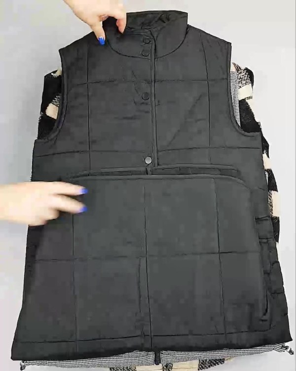 Фотография  301 - Верхняя одежда Дания#10,2 кг ЛОТ №6911 оптом в Пскове и Псковской области