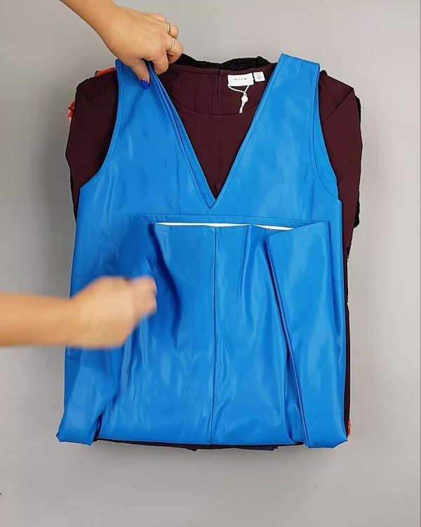 Фотография  964 - DK+Bestseller Winter mix 064#15 кг оптом в Пскове и Псковской области