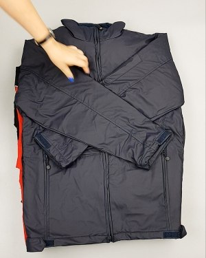 Фотография  269 - Ветровки CAN 084#10 кг, ЛОТ №6939 оптом в Пскове и Псковской области