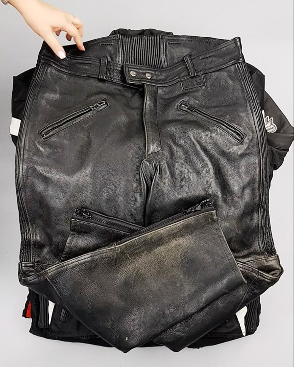 Фотография  400 - МОТО одежда mix БМ#20 кг оптом в Пскове и Псковской области