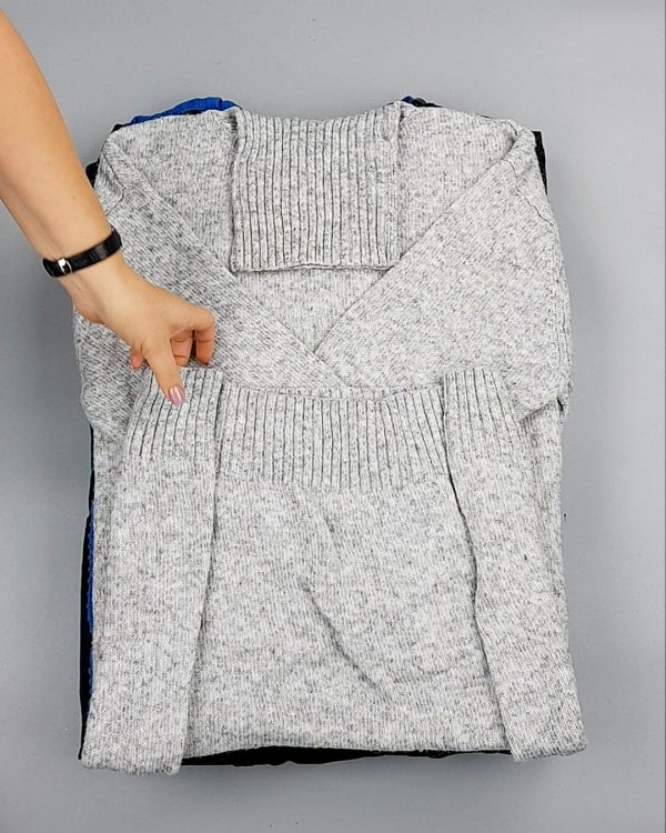 Фотография  651 - Cream Платья Winter#25 кг оптом в Пскове и Псковской области