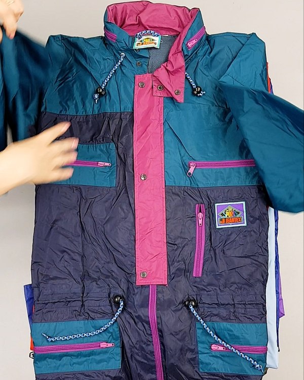 Фотография  450 - Дождевики#25 кг оптом в Пскове и Псковской области