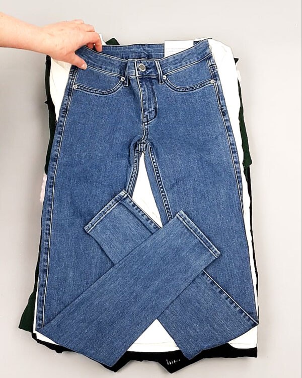 Фотография  821 - BESTSELLER Women mix шт#30 шт, ЛОТ №8236 оптом в Пскове и Псковской области