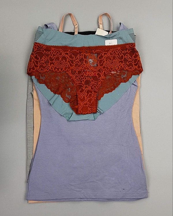 Фотография  991 - Нижнее белье TRIUMPH 104#33 шт, ЛОТ №7134 оптом в Пскове и Псковской области