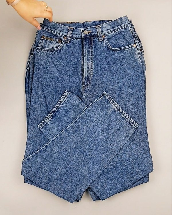 Фотография  389 - Джинсы CALVIN KLEIN муж #8,1 кг, ЛОТ №7022 оптом в Пскове и Псковской области