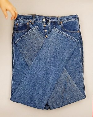 Фотография  749 - Джинсы LEVIS муж #7,6 кг, ЛОТ №7014 оптом в Пскове и Псковской области